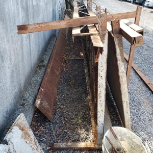 LOTE 008 - Equipamentos para construção de pavilhão e muros de concreto