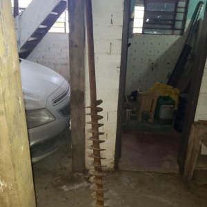 LOTE 008 - Equipamentos para construção de pavilhão e muros de concreto