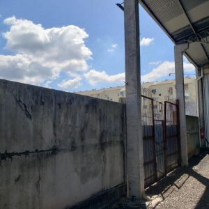 LOTE 008 - Equipamentos para construção de pavilhão e muros de concreto