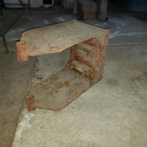 LOTE 008 - Equipamentos para construção de pavilhão e muros de concreto