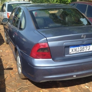 LOTE 0087 - GM/VECTRA CD