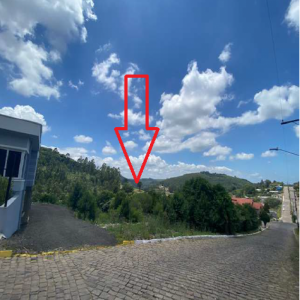 LOTE 001 - 50% do Lote n°03 da quadra 3, com área de 525m², sem benfeitorias, Cidade de São José do Herval/RS. Matríc. n° 15.864 Oficio de RI de Soledade/RS.