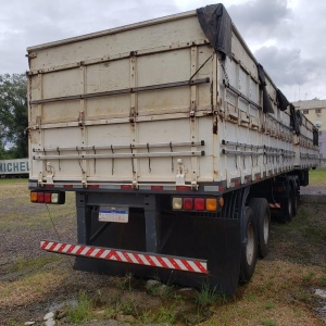 LOTE 013 - Dois Semi-Reboques NOMA