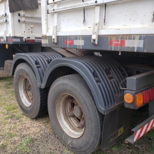 LOTE 013 - Dois Semi-Reboques NOMA