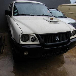 LOTE 001 - MMC/L200 4X4 GL