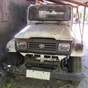 LOTE 002 - Toyota/Bandeirante