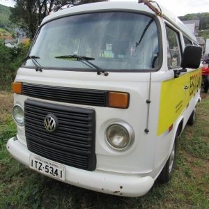 LOTE 013 - VW/KOMBI