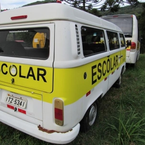 LOTE 013 - VW/KOMBI