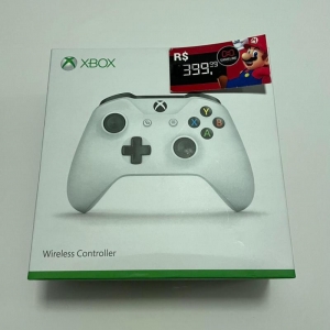 LOTE 017 - 1 controle Xbox