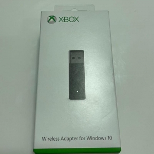 LOTE 018 - 1 adaptador wireless USB Xbox One