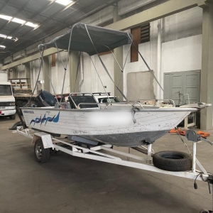 LOTE 001 - Lancha – Motorboat, Motor, potência(HP): 60,00, nome de fabricação: Yamaha