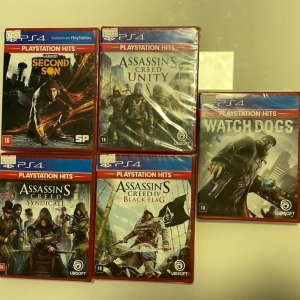 LOTE 029 - 108 Jogos de PS4 e 6 jogos de Nintendo Switch