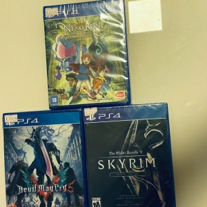 LOTE 029 - 108 Jogos de PS4 e 6 jogos de Nintendo Switch