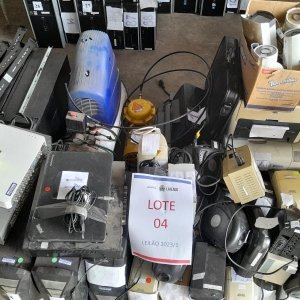 LOTE 004 - ITENS DE TI-DIVERSOS