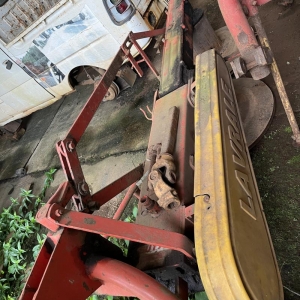 LOTE 015 - Segadeira de Tambor, marca Lavrale, modelo SU 170, ano 2011