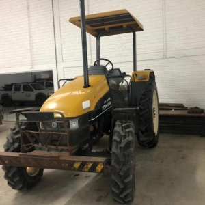 LOTE 02 - Trator New Holland