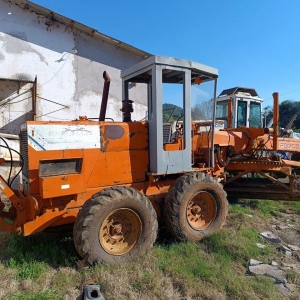 LOTE 003 - Motoniveladora Fiatt Allis FG70B, ano de fabricação e modelo 1997, placa IGW 2918