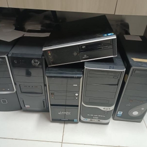 LOTE 011 - Lote de materiais de informática e eletrônicos usados