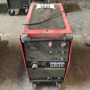 LOTE 006 - Máquina de solda Hawk 430 (necessita reparos).