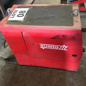 LOTE 008 - Máquina de solda Hawk 430 (necessita reparos).