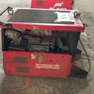 LOTE 008 - Máquina de solda Hawk 430 (necessita reparos).