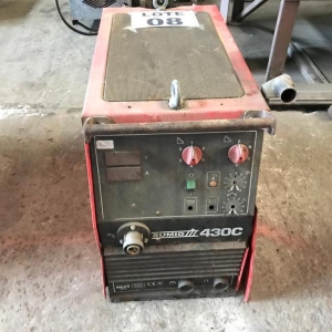 LOTE 008 - Máquina de solda Hawk 430 (necessita reparos).