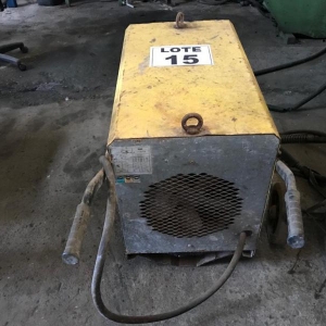 LOTE 015 - Máquina de solda Esab Origo Arc 406.