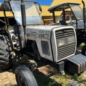 LOTE 006 - TRATOR Massey Ferguson 275