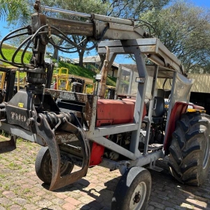 LOTE 008 - TRATOR Massey Ferguson 290
