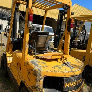 LOTE 010 - EMPILHADEIRA HYSTER H 50 XM, frota EMP-0151