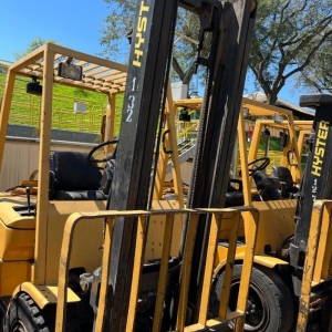 LOTE 015 - EMPILHADEIRA HYSTER H 55 XM, frota EMP-0132