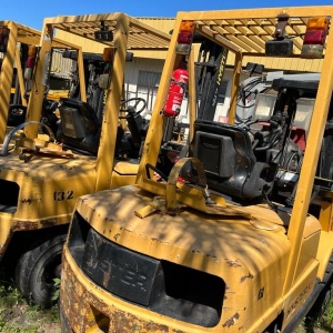 LOTE 016 - EMPILHADEIRA HYSTER H 55 XM, frota EMP-0061