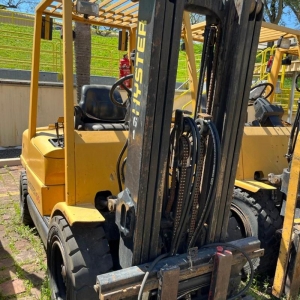 LOTE 016 - EMPILHADEIRA HYSTER H 55 XM, frota EMP-0061