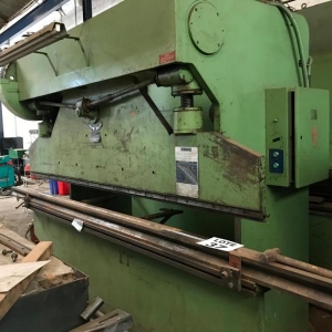 LOTE 037 - Viradeira Newton 60 Ton VMGO 94.