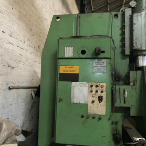 LOTE 038 - Dobradeira Diamint 160 Ton 1025.