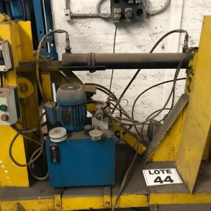 LOTE 044 - Máquina Helicoide Sibratec.