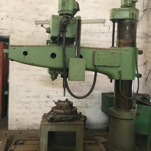 LOTE 048 - Furadeira Radial 0305.