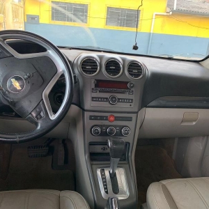 LOTE 001 - UMA CAMIONETA CAPTIVA, PLACA IRS 0328