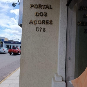 LOTE 014 - Apartamento 401 com área real privativa de 232,58m², localizado no Edifício Portal dos Açores, situado à rua Cônego Cordeiro, n° 573, Taquari/RS