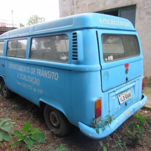 LOTE 010 - VW/Kombi