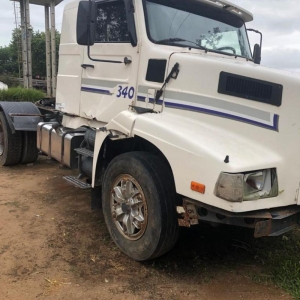LOTE 01 - CAMINHÃO MARCA VOLVO NL10 340 4x2, DIESEL, ANO/MOD 1994