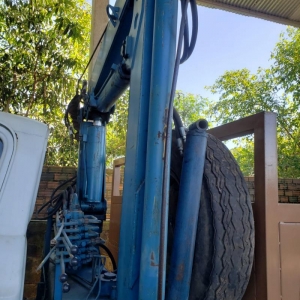 LOTE 006 - Caminhão GM/Chevrolet 60 com MUCK