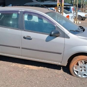 LOTE 003 - Ford/Fiesta Flex, prata, ano/modelo 2010/2011