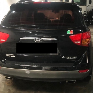 LOTE 01 - Automóvel Hyundai Vera Cruz 3.8 V6, gasolina, ano 2010, cor preta, placas FER3406