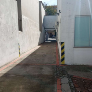 LOTE 001 - UM PREDIO, MATR. 1.566