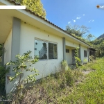 LOTE 001 - Área de 24.200,00m², contendo um pavilhão industrial com aproximadamente 617,25m² e um escritório com aproximadamente 140,00m², situada na Linha Cedro, Palmas, Encantado/RS
