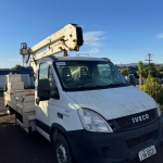 LOTE 009 - Iveco/Daily 45S17CS, placa IVW 8537, ano/modelo 2014, com carroceria e guindaste