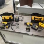 LOTE 046 - Duas Furadeira/Parafusadeira Dewalt 12v