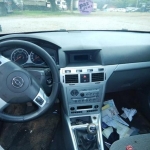 LOTE 011 - GM/VECTRA SEDAN ELEGANCE, ano/modelo 2009/2009, placa NQR3299, cor prata, Chassis nº  9BGAB69C0AB162908, RENAVAM nº 00167168088.