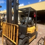 LOTE 011 - Empilhadeira YALE, modelo GTP 050 RL, ano 2005